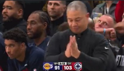 世界杯客户端安装说明-互搞心态~东契奇造犯规罚球不中 泰伦·卢起身鼓掌